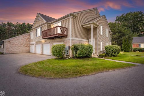 37427 Stonegate Cir, Clinton Twp, MI, 48036-2965 | Card Image