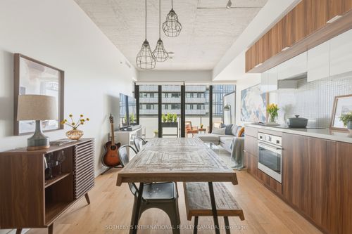 1101-185 Roehampton Avenue, Toronto, ON, M4C0C6 | Card Image