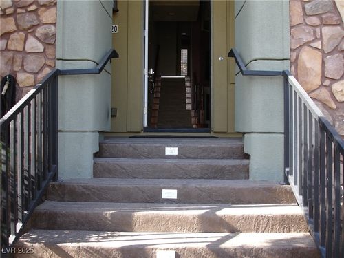 20-20 Via Verso Lago, Henderson, NV, 89011-3230 | Card Image