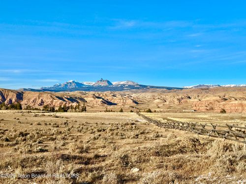 5 Bald Mountain Rd, Dubois, WY, 82513-9709 | Card Image