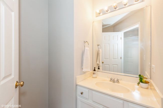 2361 Autumn Grove Cir, House other with 3 bedrooms, 3 bathrooms and 2 parking in Aurora IL | Image 6