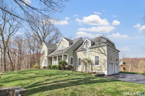 553 Judd Rd, Easton, CT, 06612-1044 | Card Image