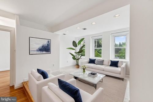 apt-211-4707 Connecticut Ave Nw, WASHINGTON, DC, 20008-5619 | Card Image
