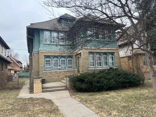 3055 N 54th St, MILWAUKEE, WI, 53210-1634 | Card Image