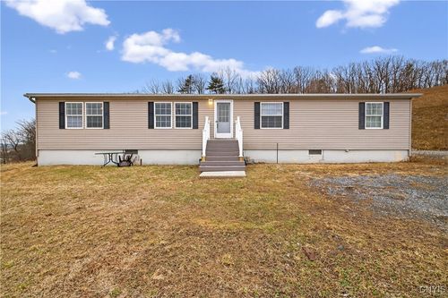 2198 Rockefeller Rd, Moravia, NY, 13118-3523 | Card Image