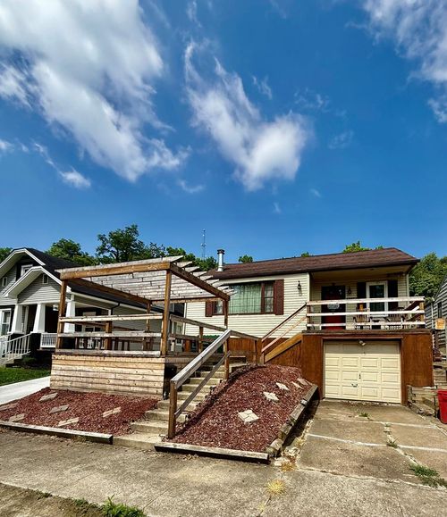 2719 Sherman Rd, Portsmouth, OH, 45662-2624 | Card Image