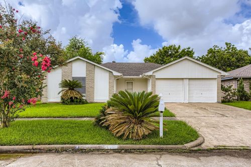 7206 Sharpsburg Dr, Richmond, TX, 77469-6043 | Card Image