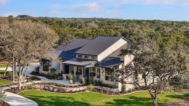 8170 Blue Oak, House other with 4 bedrooms, 5 bathrooms and null parking in Garden Ridge TX | Image 4