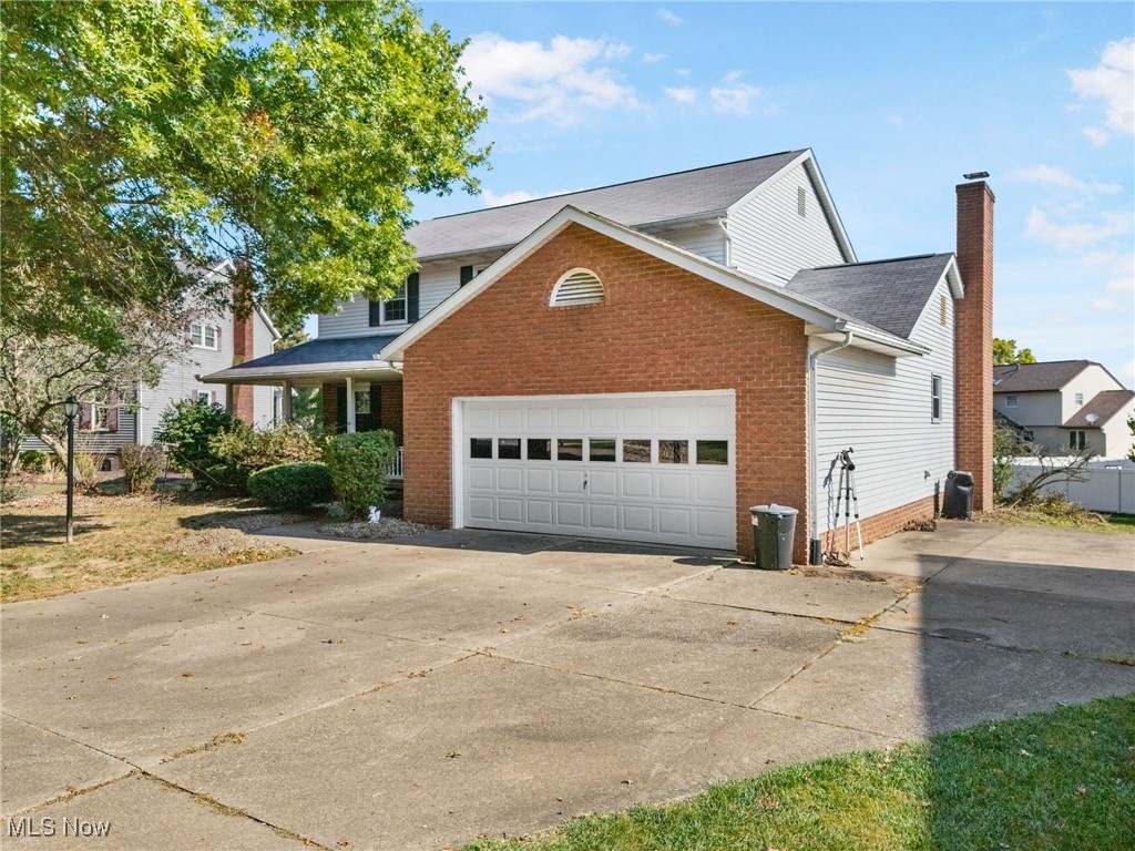 Vixen St, North Canton, OH 44720