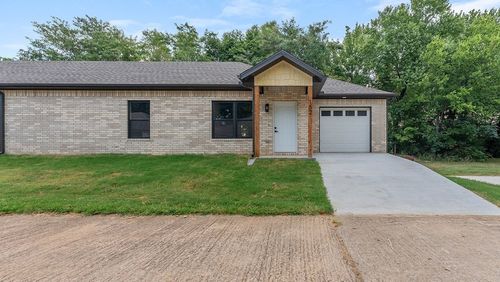152 Hill St, Farmington, AR, 72730-2947 | Card Image