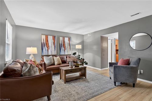 5715 Bramblegate Rd, Greensboro, NC, 27409-3198 | Card Image