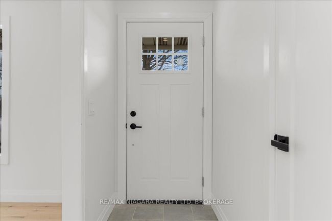 97 King St E, House other with 5 bedrooms, 2 bathrooms and 3 parking in Haldimand ON | Image 13