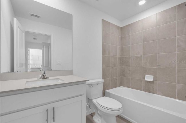 14052 Lilac Sky Ter, Townhouse with 3 bedrooms, 3 bathrooms and null parking in BRADENTON FL | Image 16
