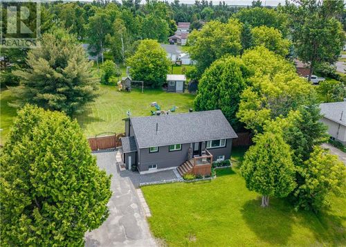 1113 St Anthony St, Hanmer, ON, P3P1B5 | Card Image