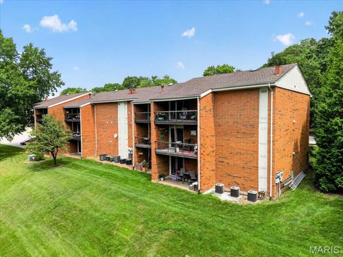 102-1920 Hunting Lake Ct, Saint Louis, MO, 63122-5251 | Card Image