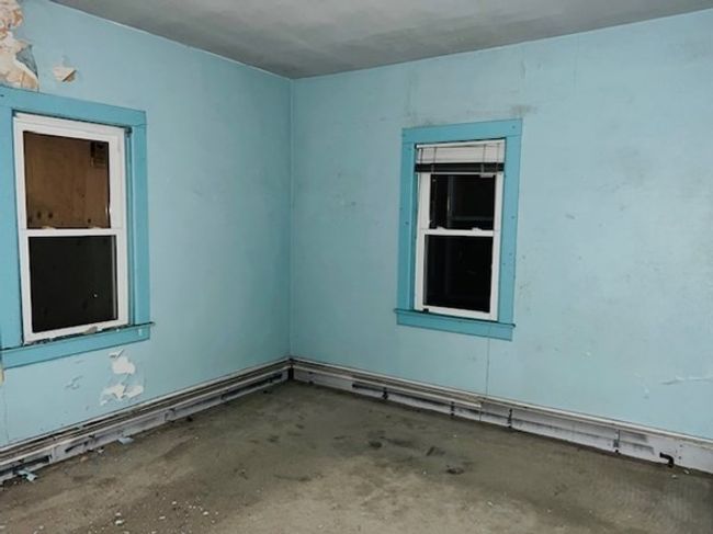 33 Murray St, House other with 3 bedrooms, 2 bathrooms and 4 parking in Providence RI | Image 4