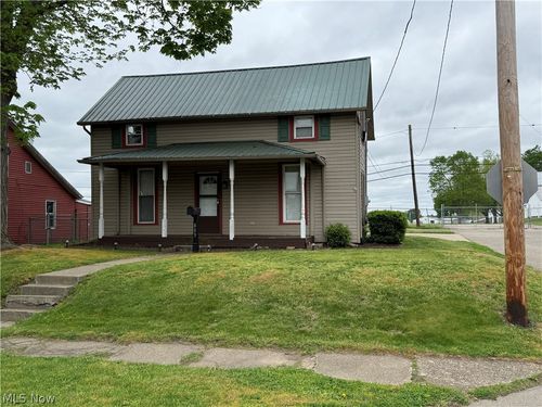 803 Kenilworth Ave, Coshocton, OH, 43812-2341 | Card Image