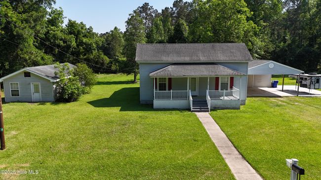 305 E Oak St, House other with 3 bedrooms, 2 bathrooms and null parking in Lake Waccamaw NC | Image 25