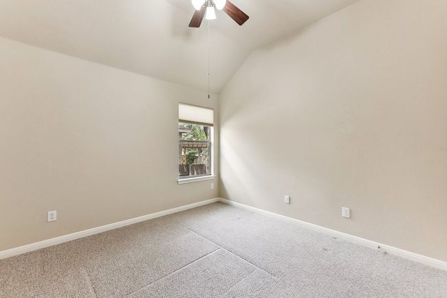 Bedroom #3 | Image 25