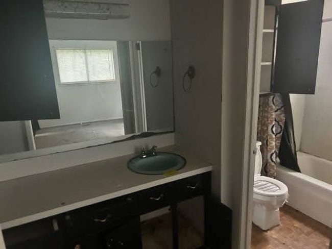 543 Bluebonnet Dr, House other with 4 bedrooms, 3 bathrooms and 2 parking in Freeport TX | Image 7