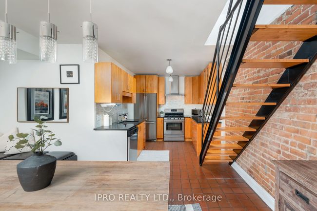 85 Strathcona Ave, House attached with 3 bedrooms, 2 bathrooms and 2 parking in Toronto ON | Image 17