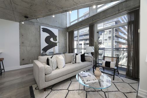 818-1029 King St W, Toronto, ON, M6K3M9 | Card Image
