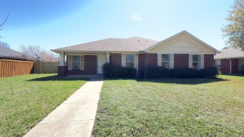 7632 Livvie Meador Ln, Dallas, TX, 75227-8863 | Card Image