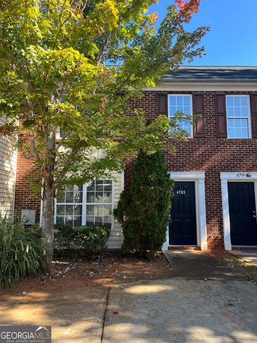 4702 Saint James Way, Decatur, GA, 30035-2247 | Card Image