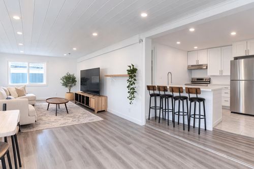 24-40157 Government Rd, Squamish, BC, V8B0R6 | Card Image