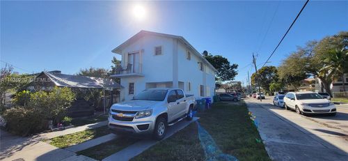 200 Sw 20th Ave, Miami, FL, 33135-1708 | Card Image