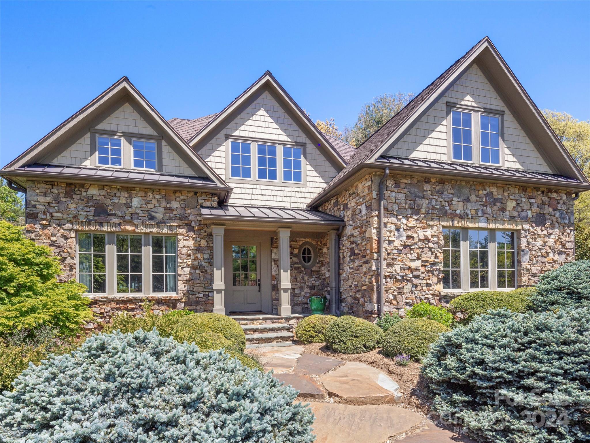 Ashbrook Mdws, Fletcher, NC 28732