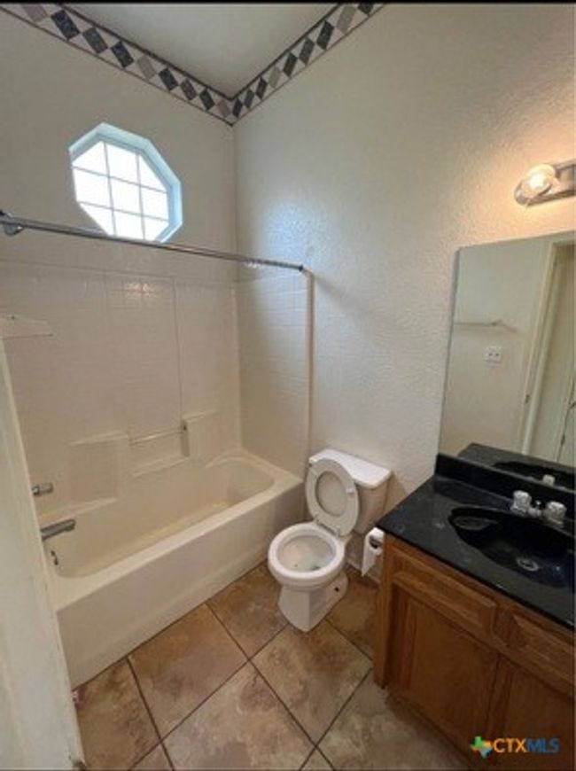 1706 Boydstun Loop, House other with 3 bedrooms, 2 bathrooms and null parking in Killeen TX | Image 7