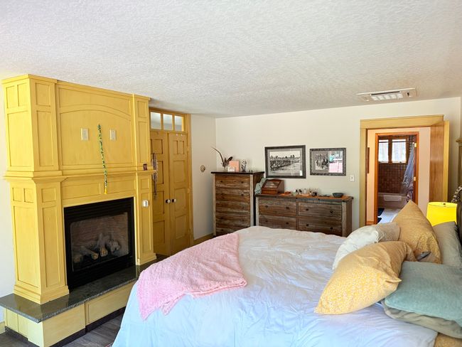 675 Bobcat Ln, House other with 5 bedrooms, 3 bathrooms and null parking in Hamilton MT | Image 34