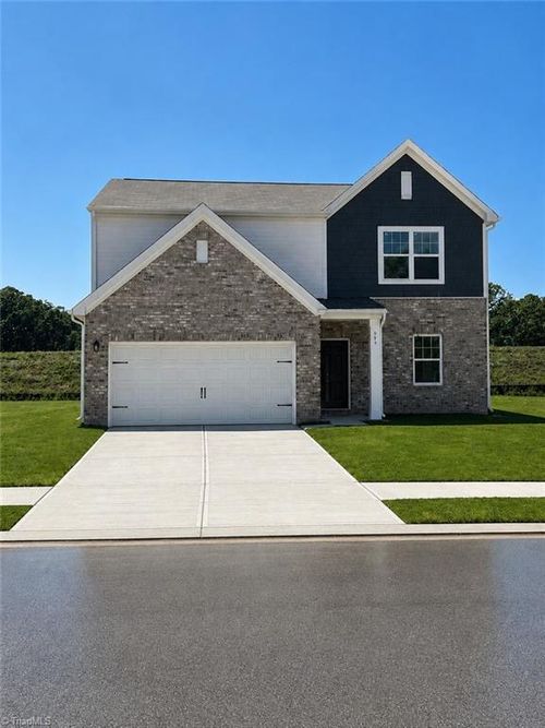 1008 Riverbank Dr, Kernersville, NC, 27284-1012 | Card Image