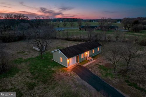 12596 Beach Hwy, GREENWOOD, DE, 19950-5143 | Card Image