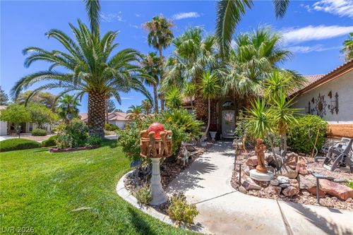 5521 Cranwood Ct, Las Vegas, NV, 89130-3609 | Card Image