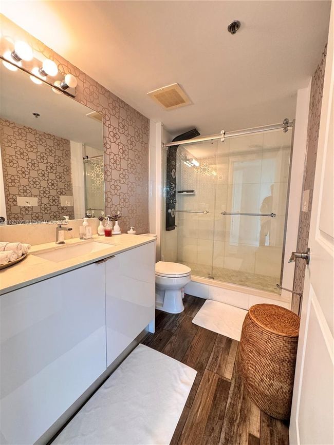 APT-908S - 2681 N Flamingo Rd, Condo with 3 bedrooms, 3 bathrooms and null parking in Sunrise FL | Image 25