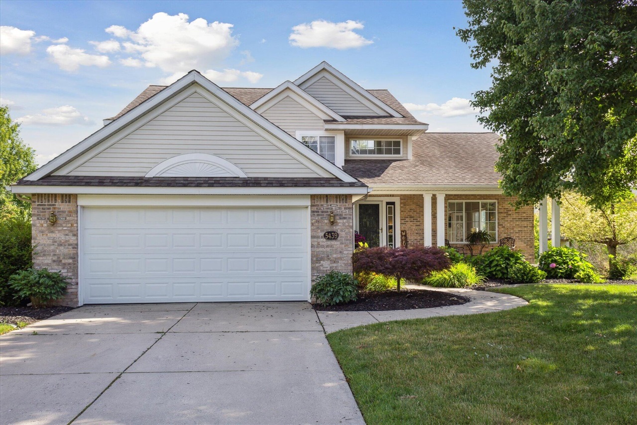 Heathwood Dr, Grand Rapids, MI 49512