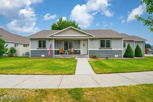 2130 E Decaro Loop, Post Falls, ID, 83854-8824 | Card Image