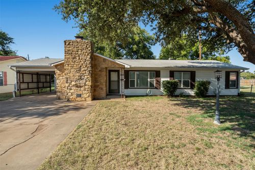 1008 W Hamilton St, Olney, TX, 76374-1636 | Card Image