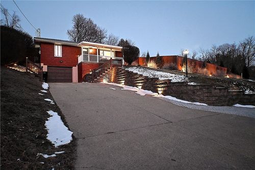 1311 Scenery Dr, Elizabeth, PA, 15037-2370 | Card Image