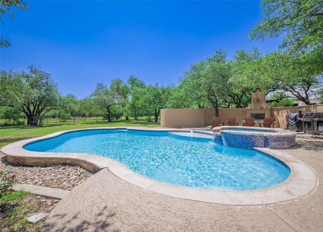 104 E Rustle Cv, House other with 4 bedrooms, 4 bathrooms and 3 parking in Georgetown TX | Image 33