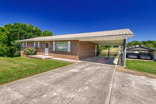 640 N Cecil St, Newport, TN, 37821-2637 | Card Image