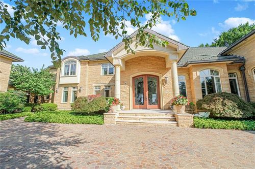 50 Wakefield Road, Staten Island, NY, 10312 | Card Image