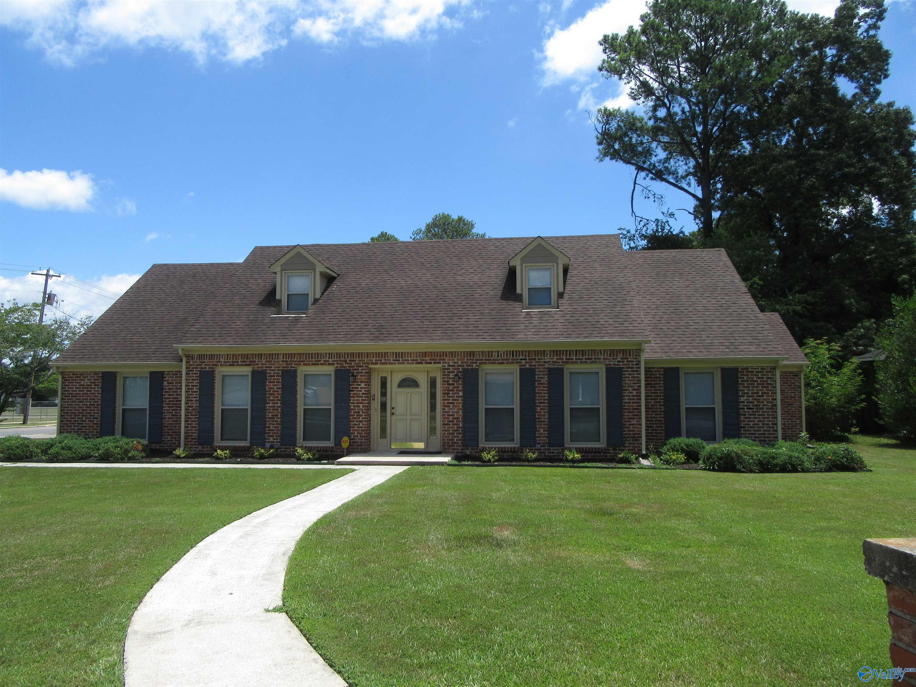 Tanglewood Dr, Decatur, AL 35603 #1