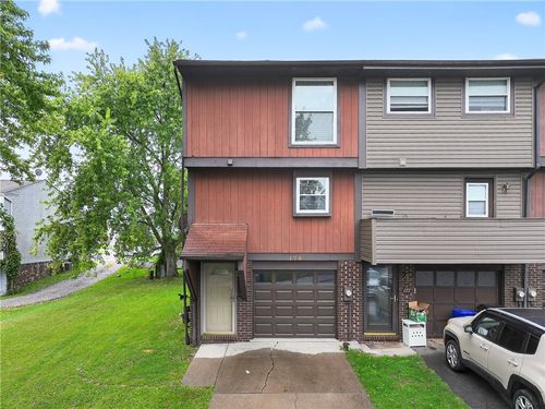 179 Cranbrooke Dr, Coraopolis, PA, 15108-9147 | Card Image