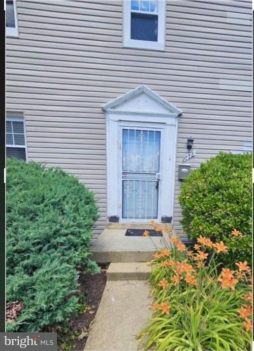81-2772 Iverson St, TEMPLE HILLS, MD, 20748-1506 | Card Image