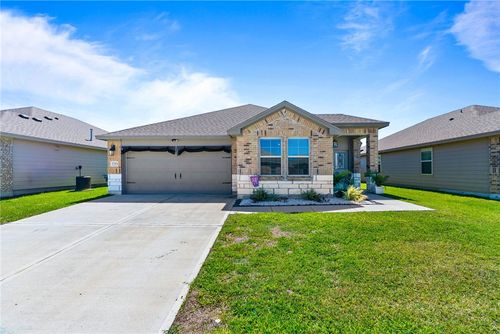 7753 Lariat Toss Dr, Corpus Christi, TX, 78414-1429 | Card Image