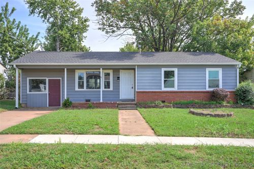 4855 S Maybelle Ave, Tulsa, OK, 74107-8337 | Card Image