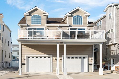 west-123 47th St, Sea Isle City, NJ, 08243-1703 | Card Image